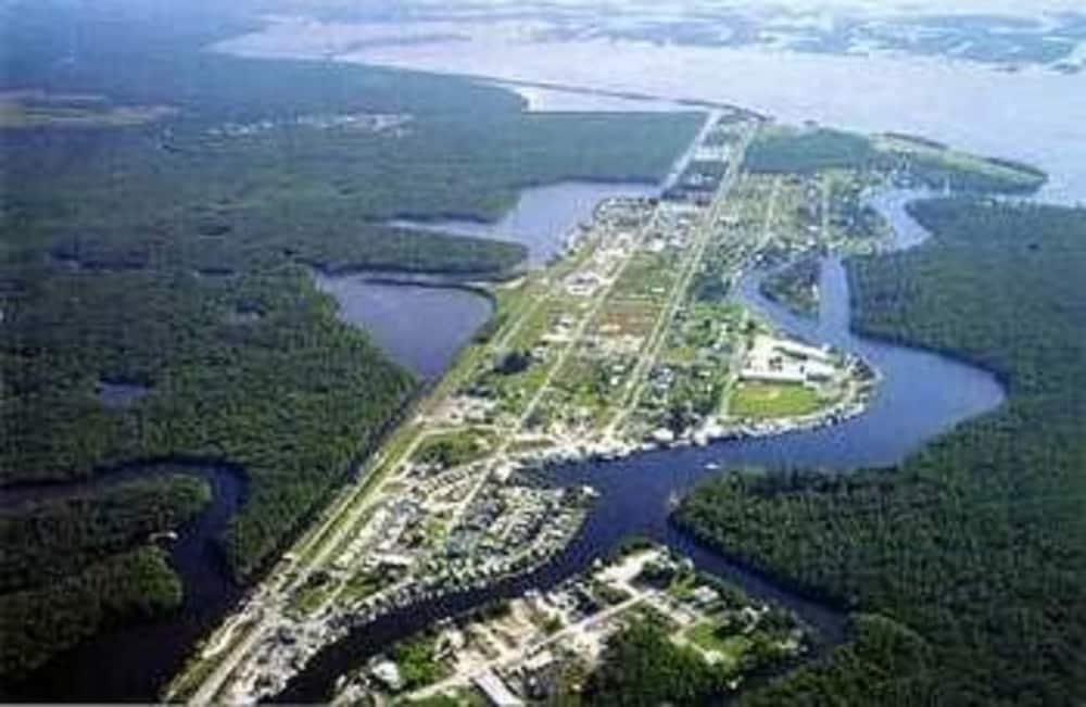 River Wilderness Waterfront Cabins Everglades City Luaran gambar